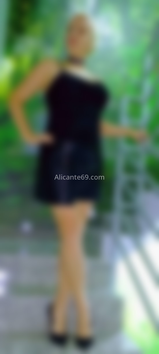 Sansa, mujer europea muy elegante. 699353592. Citas en ALICANTE, ALICANTE. www.alicante69.com.