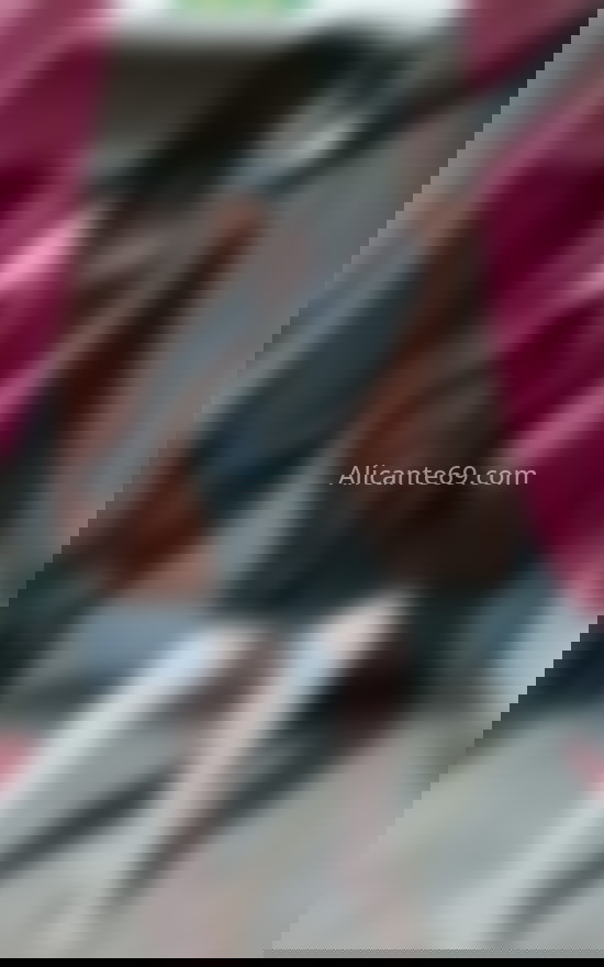 Leyla, trans argentina de paso por aquí. 674494163. Citas en ALICANTE, ALICANTE. www.alicante69.com.