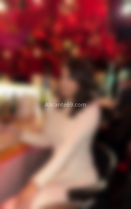 Emilly Muniz. 664214945. Citas en ALICANTE, ALICANTE. www.alicante69.com.