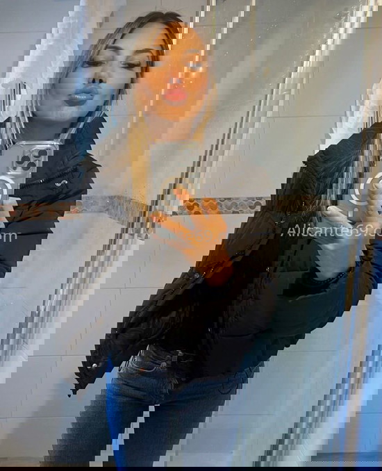 Samy, chica brasileña . 604347260. Citas en ALICANTE, ALICANTE. www.alicante69.com.