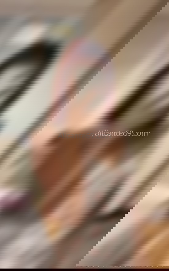 Paula, jovencita colombiana . 684747868. Citas en ALICANTE, ALICANTE. www.alicante69.com.