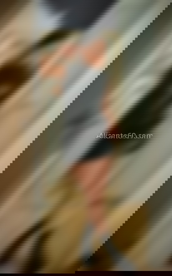 Dana, encantadora jovencita. 642499652. Citas en ALICANTE, ALICANTE. www.alicante69.com.