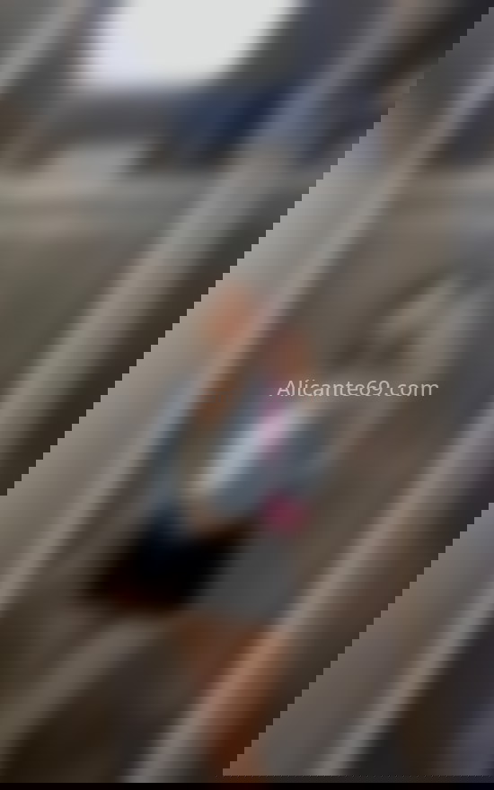 Leidy, latina encantadora. 642499545. Citas en ALICANTE, ALICANTE. www.alicante69.com.