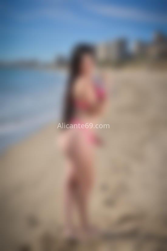 Mia, joven colombiana. 643180245. Citas en ALICANTE, ALICANTE. www.alicante69.com.