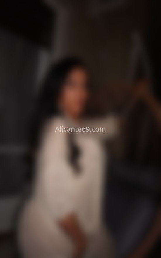 Bianca, trans de Brasil. 634656700. Citas en ALICANTE, ALICANTE. www.alicante69.com.