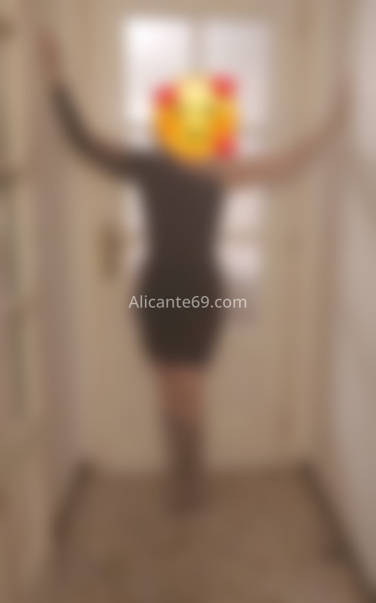 Lucy, brasileña madurita. 613855165. Citas en ALICANTE, ALICANTE. www.alicante69.com.
