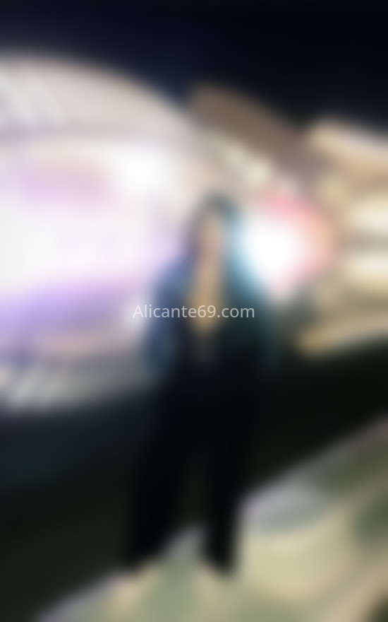 Karina, morena de infarto. 641440498. Citas en ALICANTE, ALICANTE. www.alicante69.com.