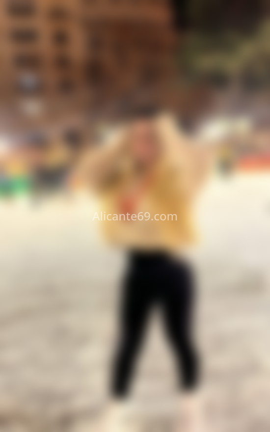 Lulú Angelie, joven trans brasileña . 656385719. Citas en ALICANTE, ALICANTE. www.alicante69.com.