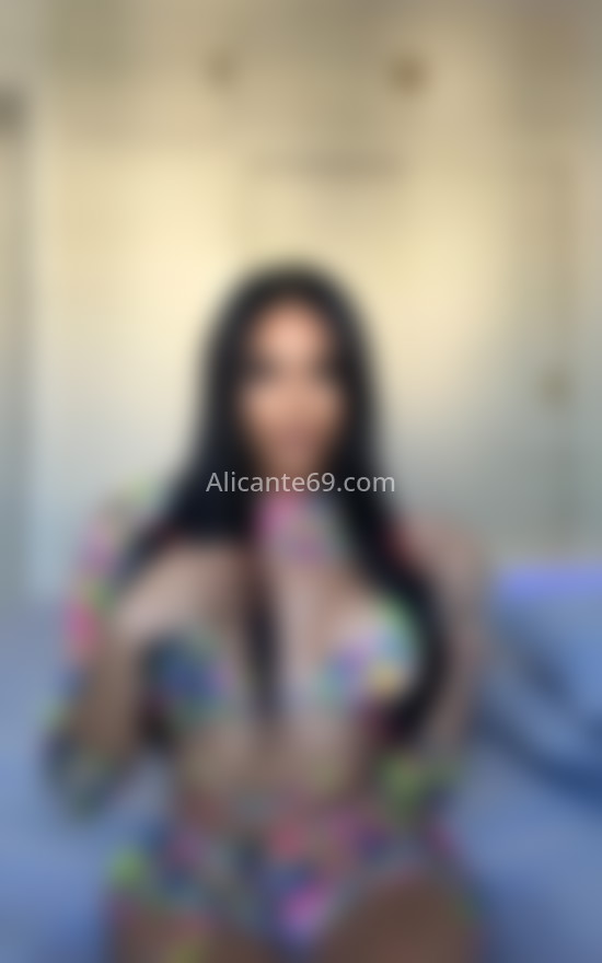 Estefanía Bracamontes, trans venezolana. 614571209. Citas en ALICANTE, ALICANTE. www.alicante69.com.