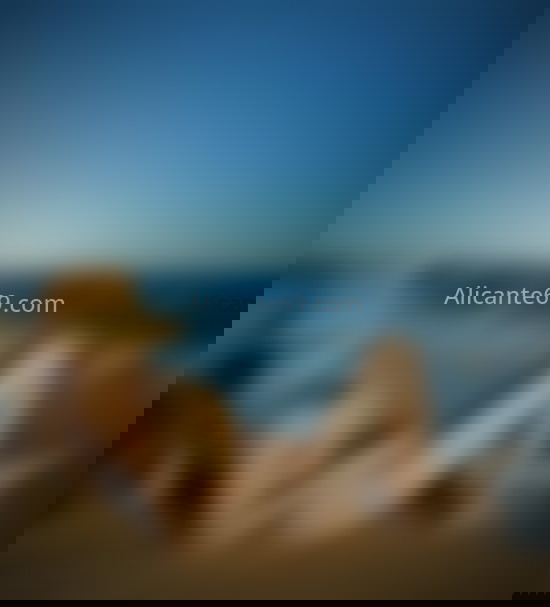 Valentina, colombiana . 613902425. Citas en ALICANTE, ALICANTE. www.alicante69.com.