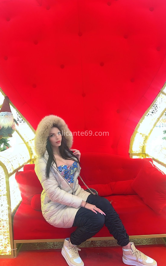 Whitney, trans colombiana . 614392991. Citas en ALICANTE, ALICANTE. www.alicante69.com.