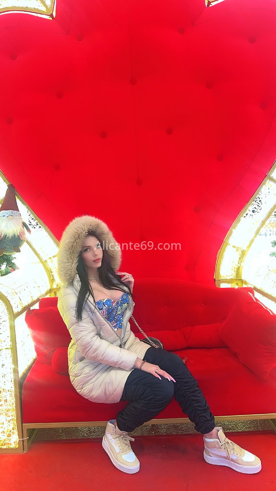 Whitney, trans colombiana . 614392991. Citas en ALICANTE, ALICANTE. www.alicante69.com.