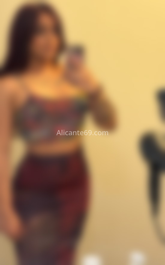 Brenda. 672646143. Citas en ALICANTE, ALICANTE. www.alicante69.com.