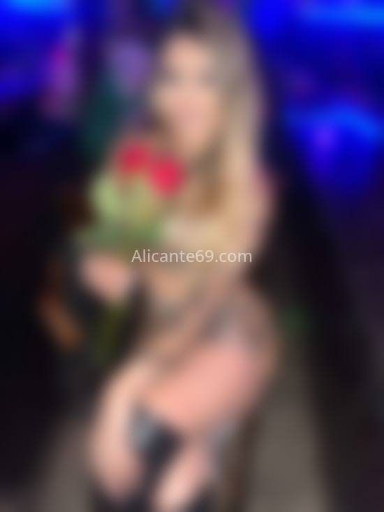 Victoria, chica divertida y risueña. 627788685. Citas en ALICANTE, ALICANTE. www.alicante69.com.