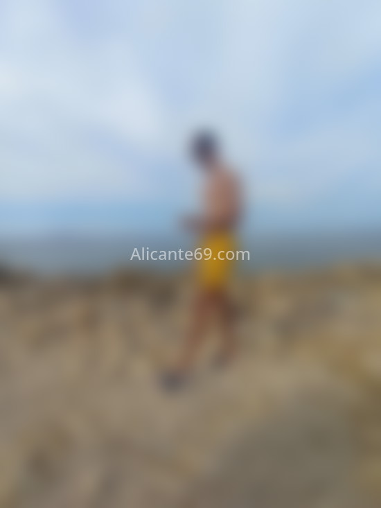 Kevin, masajista de 20 años. 622083869. Citas en ALICANTE, ALICANTE. www.alicante69.com.