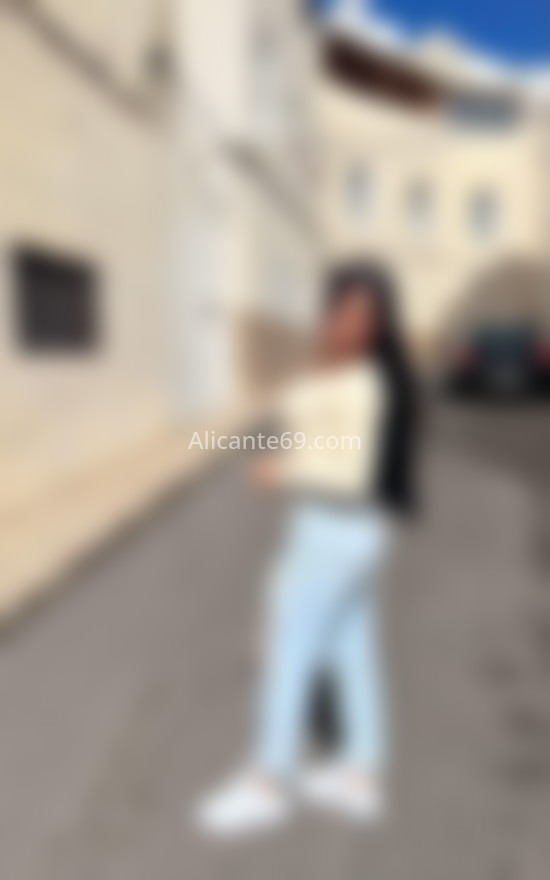 Mariana, trans colombiana simpática. 641744297. Citas en ALICANTE, ALICANTE. www.alicante69.com.