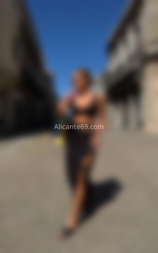 Zara. 661129783. Citas en ALICANTE, ALICANTE. www.alicante69.com.