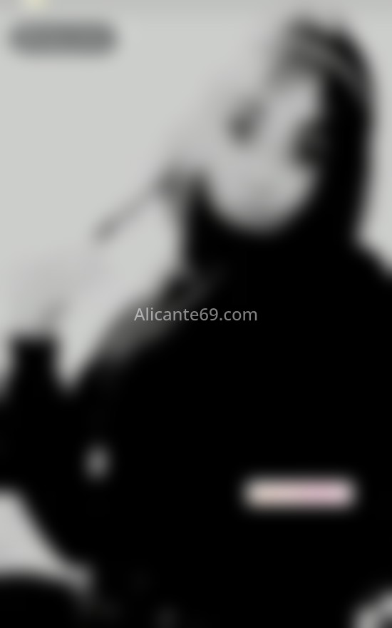 Marta, chica trans. 613203880. Citas en ALICANTE, ALICANTE. www.alicante69.com.