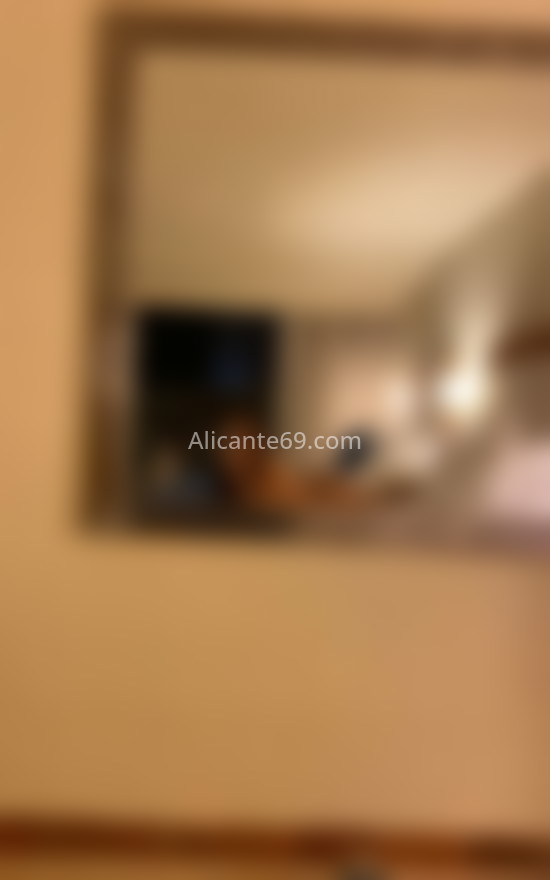 Fernanda, joven mexicana. 604386029. Citas en ALICANTE, ALICANTE. www.alicante69.com.