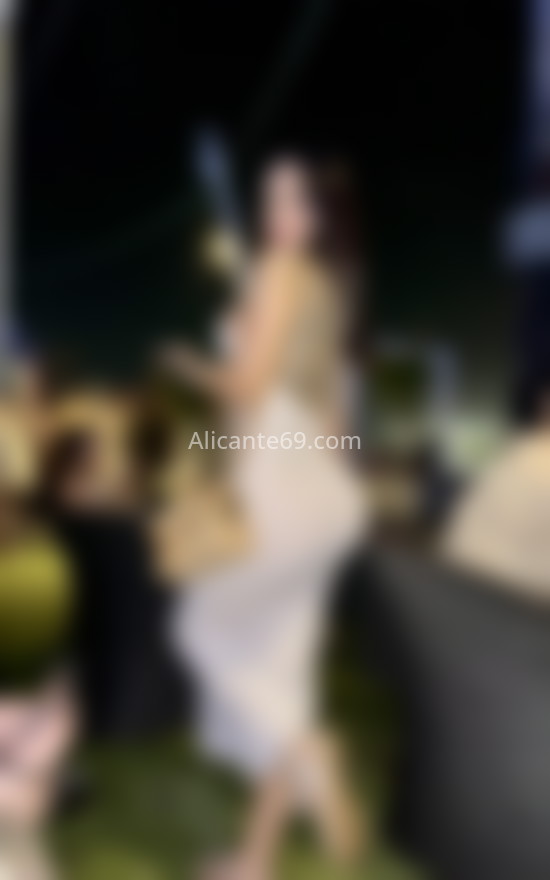 Natalia, trans colombiana recién llegada. 624729943. Citas en ALICANTE, ALICANTE. www.alicante69.com.