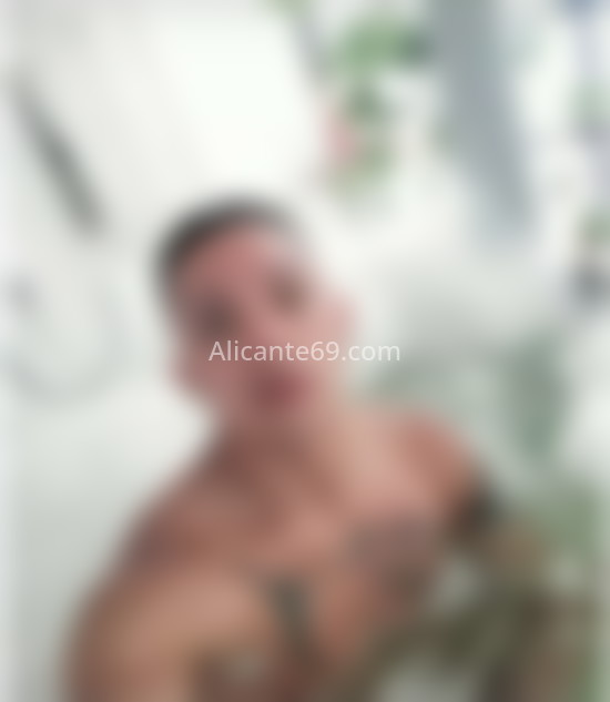 Daniel, chico latino. 661053339. Citas en ALICANTE, ALICANTE. www.alicante69.com.