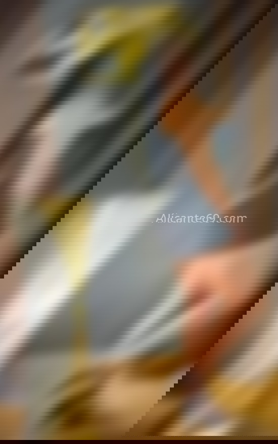 Daniela . 602559463. Citas en ALICANTE, ALICANTE. www.alicante69.com.