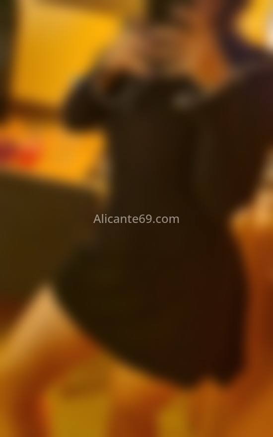 Alina, espontánea y alegre. 625958198. Citas en ALICANTE, ALICANTE. www.alicante69.com.