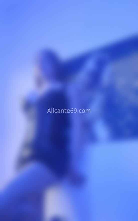 Valentina masajista transexual . 604254121. Citas en ALICANTE, ALICANTE. www.alicante69.com.