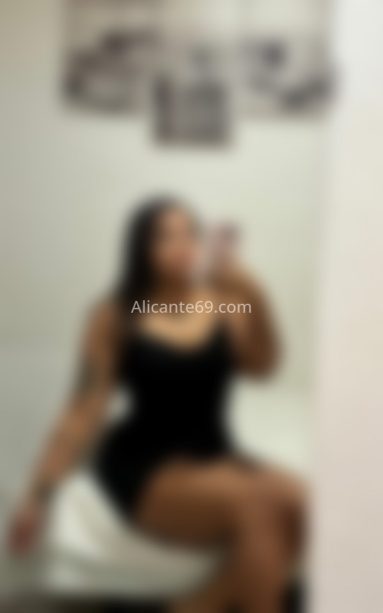 Angelica, jovencita latina. 643617802. Citas en ALICANTE, ALICANTE. www.alicante69.com.