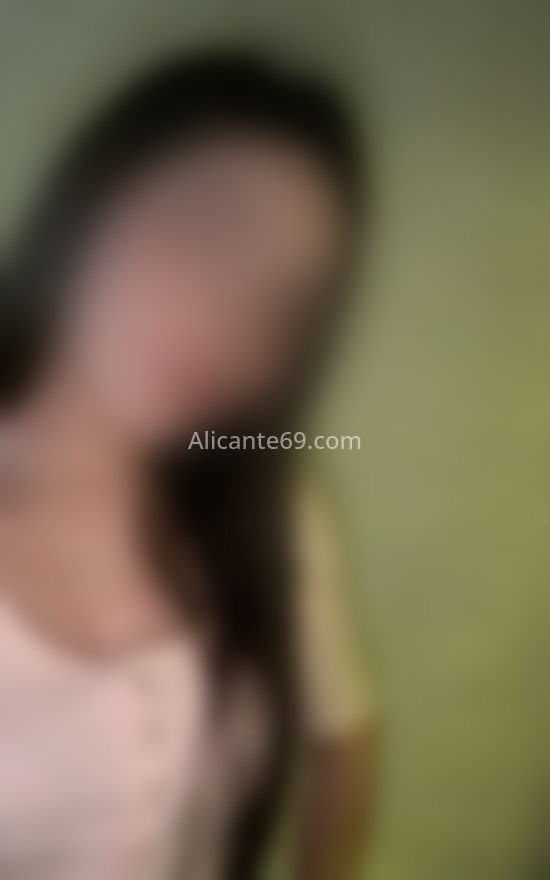 Hanna, jovencita encantadora . 621476351. Citas en ALICANTE, ALICANTE. www.alicante69.com.