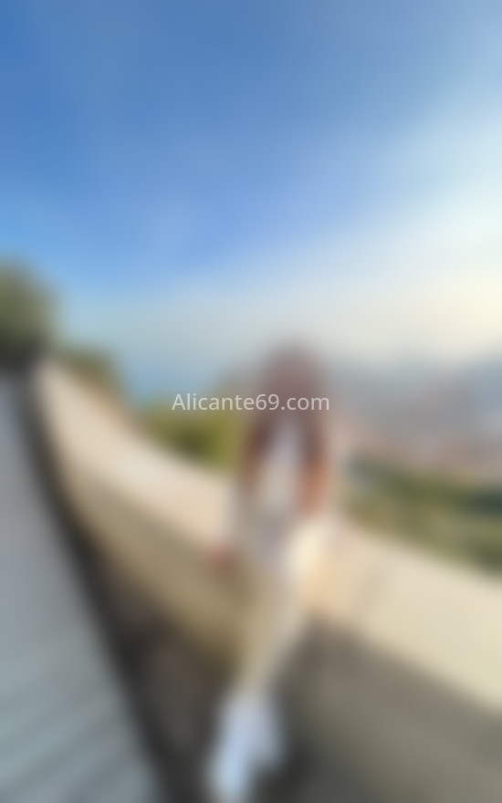 Hanna, jovencita encantadora . 621476351. Citas en ALICANTE, ALICANTE. www.alicante69.com.