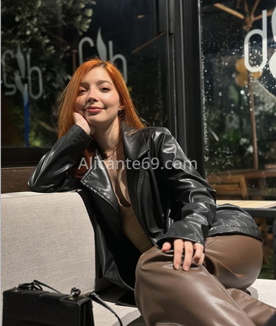 Lorena, pelirroja recien llegada. 696309736. Citas en ALICANTE, ALICANTE. www.alicante69.com.