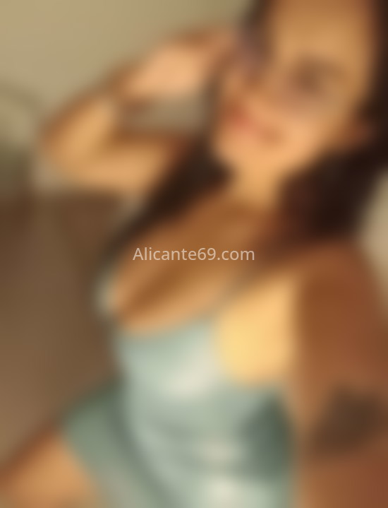 Sofia, te quieres divertir?. 604136414. Citas en ALICANTE, ALICANTE. www.alicante69.com.