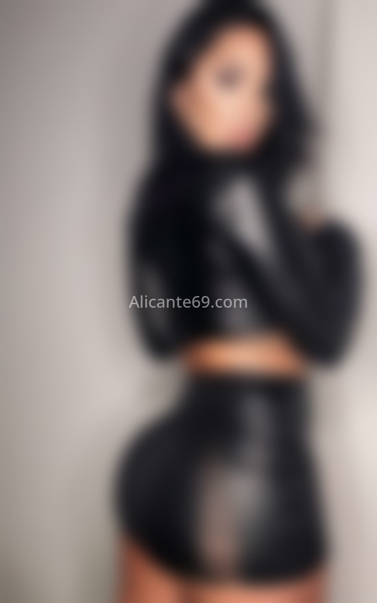 Laura, mestiza mexicana / Francesa. 614185994. Citas en ALICANTE, ALICANTE. www.alicante69.com.