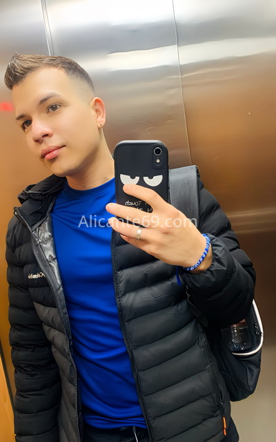 Dylan, venezolano 25 años. 641879850. Citas en ALICANTE, ALICANTE. www.alicante69.com.