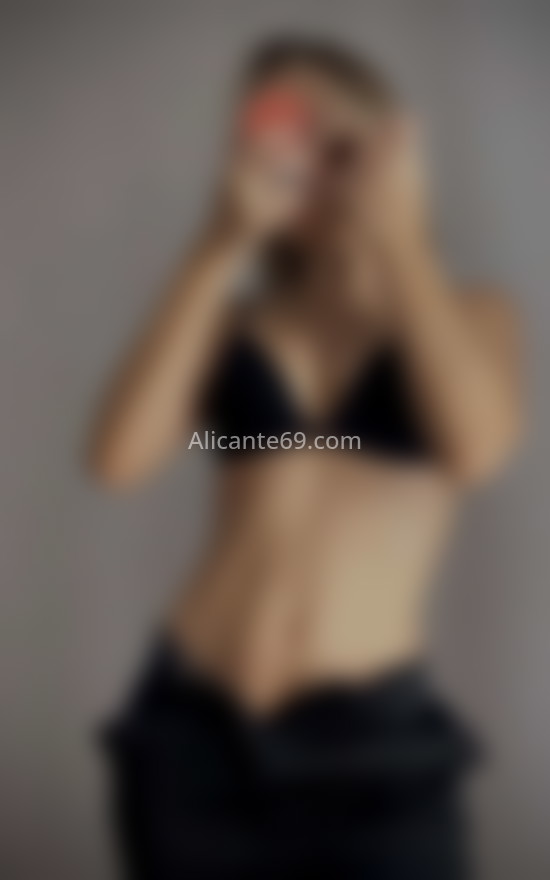 Zoe. 672873815. Citas en ALICANTE, ALICANTE. www.alicante69.com.