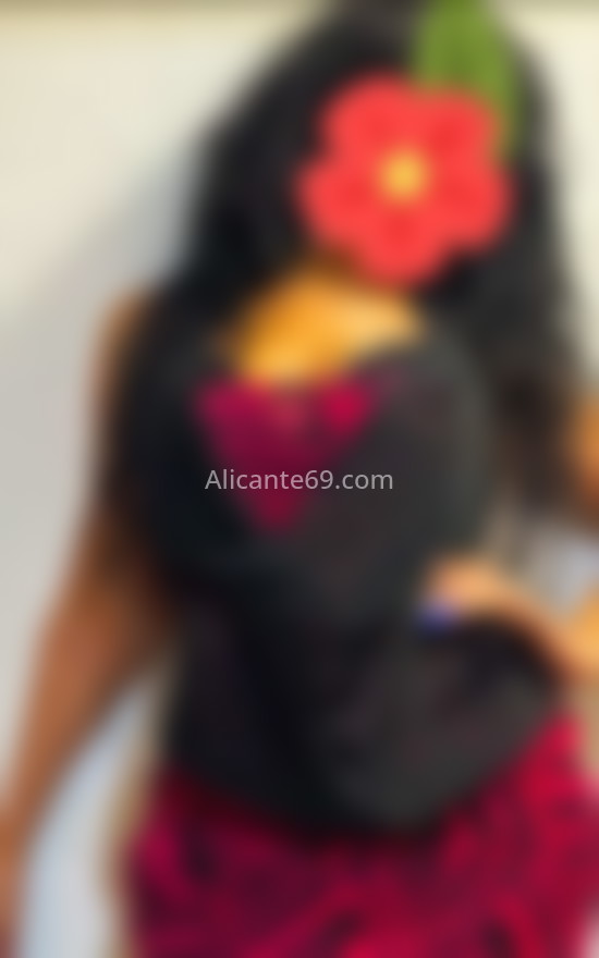 Rubi, muy sociable. 642112264. Citas en ALICANTE, ALICANTE. www.alicante69.com.