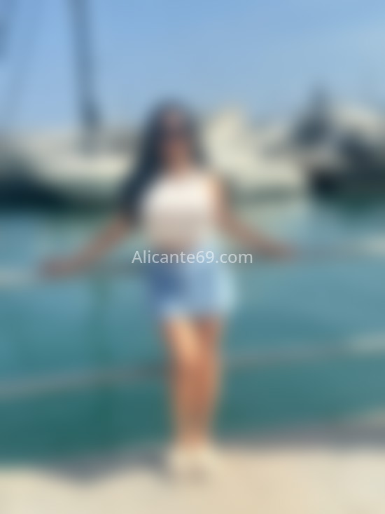 Nicole, trans panameña. 692477102. Citas en ALICANTE, ALICANTE. www.alicante69.com.