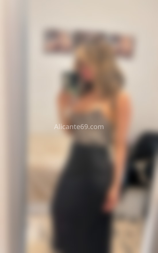 Alejandra, una colombiana extrovertida. 603185914. Citas en ALICANTE, ALICANTE. www.alicante69.com.