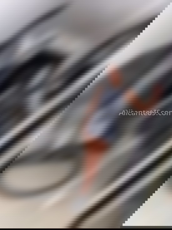Anahi, colombiana morena. 632112995. Citas en ALICANTE, ALICANTE. www.alicante69.com.