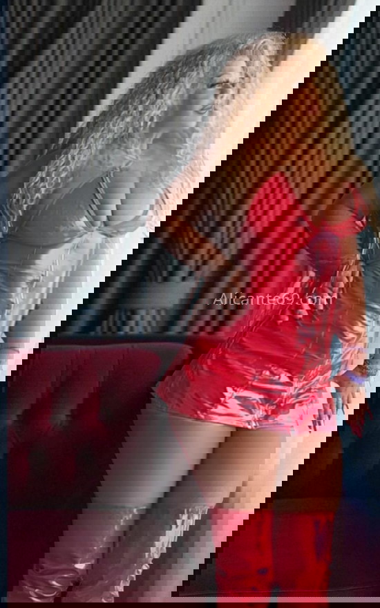 Rita, rubia con mucho saber estar. 641403353. Citas en ALICANTE, ALICANTE. www.alicante69.com.