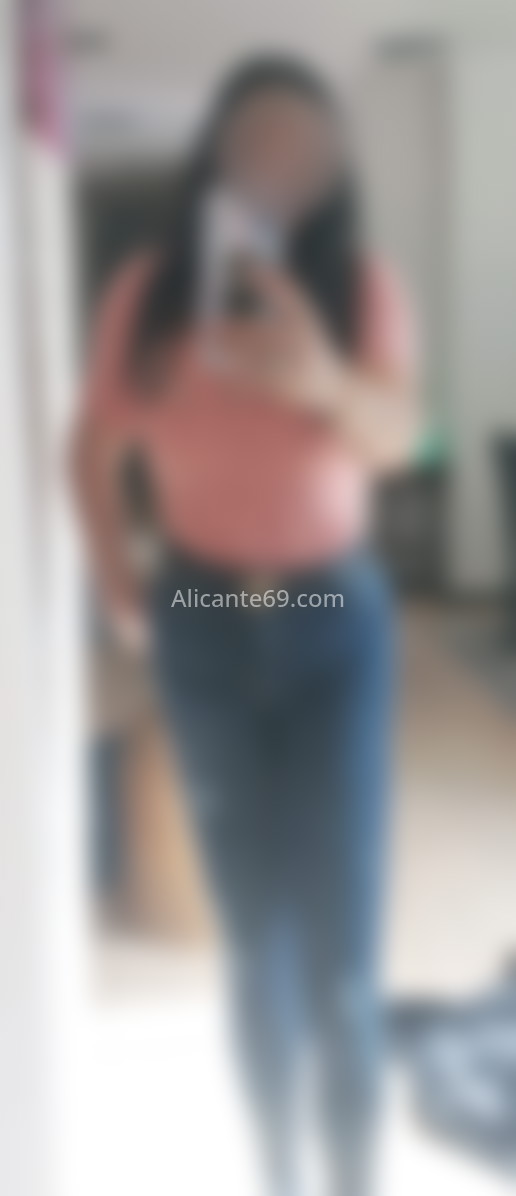 Antonella, guapa madura colombiana. 614485581. Citas en ALICANTE, ALICANTE. www.alicante69.com.