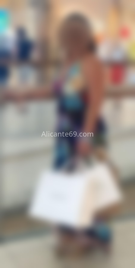 Antonella, guapa madura colombiana. 614485581. Citas en ALICANTE, ALICANTE. www.alicante69.com.