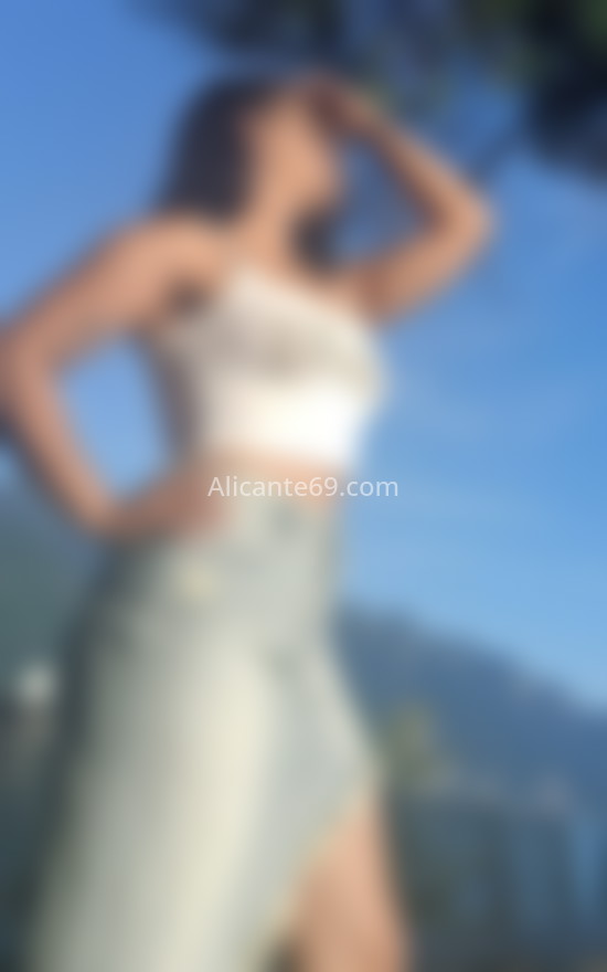 Valentina, nueva en la ciudad. 610139175. Citas en ALICANTE, ALICANTE. www.alicante69.com.