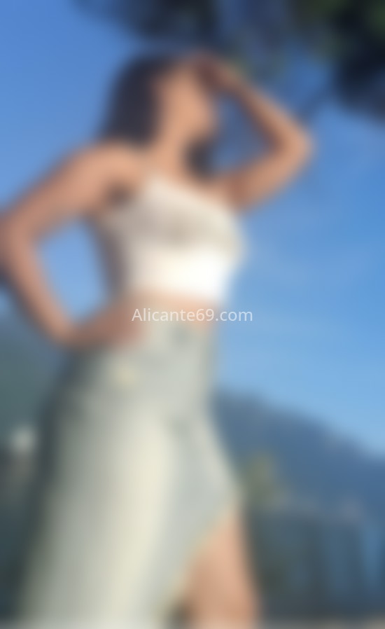 Valentina, nueva en la ciudad. 610139175. Citas en ALICANTE, ALICANTE. www.alicante69.com.