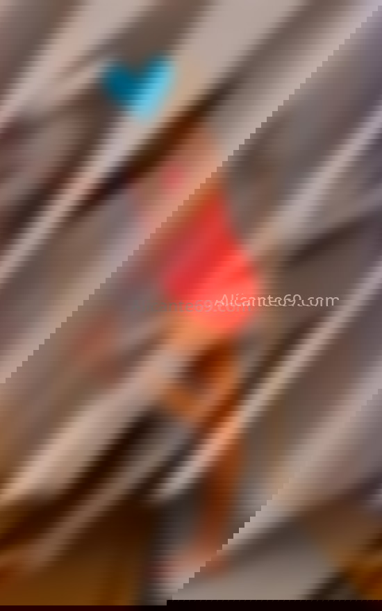Silvia, madurita colombiana . 614113831. Citas en ALICANTE, ALICANTE. www.alicante69.com.