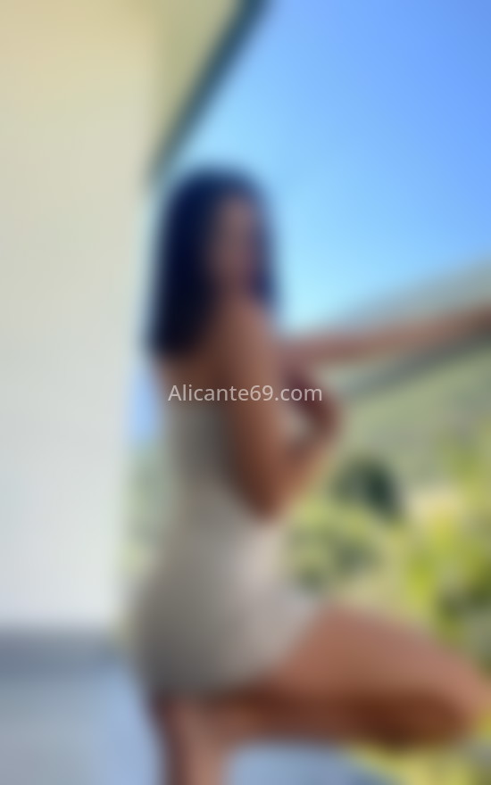 Sara, estudiante de 24 años. 602408148. Citas en ALICANTE, ALICANTE. www.alicante69.com.