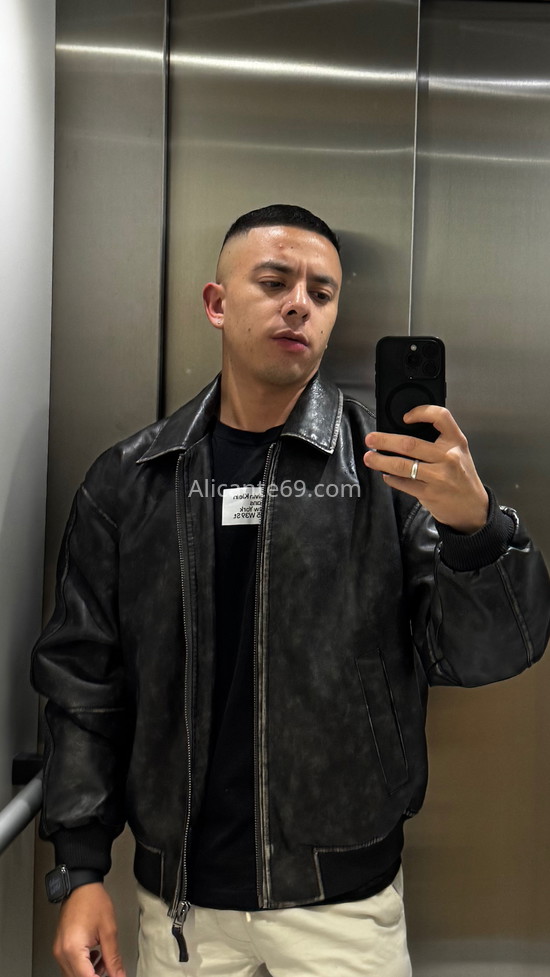 Juan Manuel, joven latino . 655256716. Citas en ALICANTE, ALICANTE. www.alicante69.com.