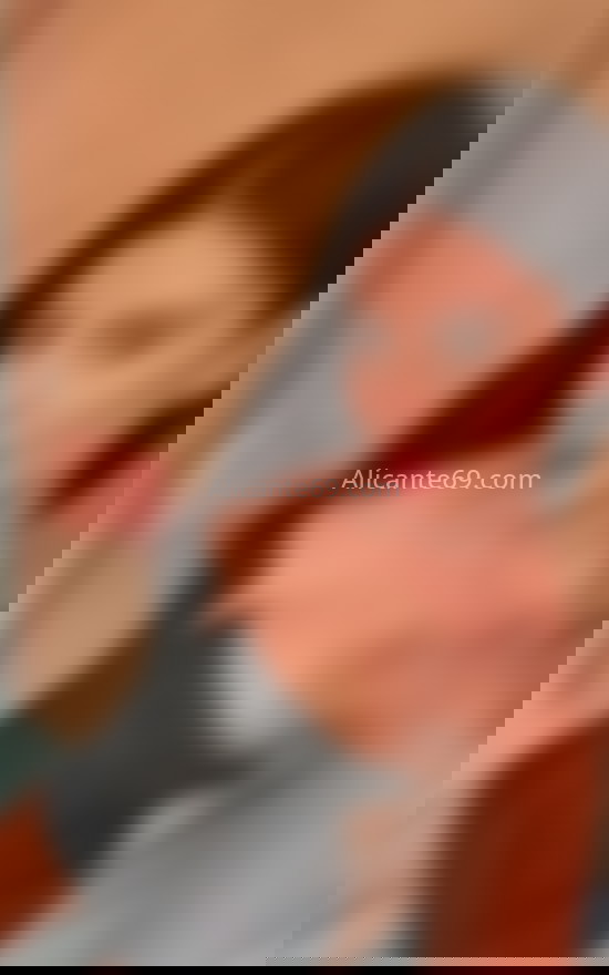Julieta, joven colombiana de buen ver. 661236595. Citas en ALICANTE, ALICANTE. www.alicante69.com.