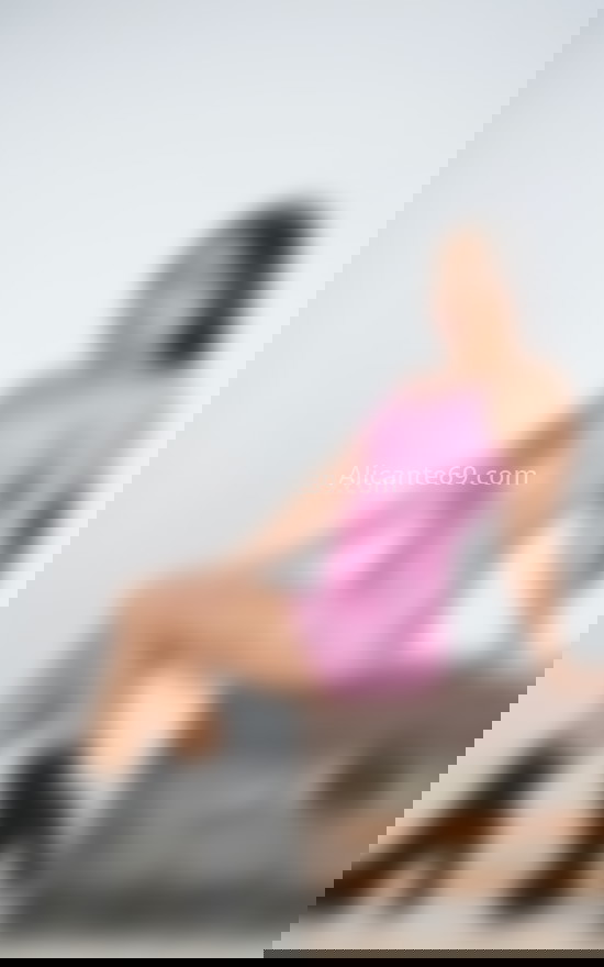 Sara, colombiana de 26 años. 661263595. Citas en ALICANTE, ALICANTE. www.alicante69.com.